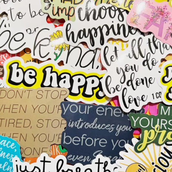 Zestaw 100 inspirujących naklejek z cytatami