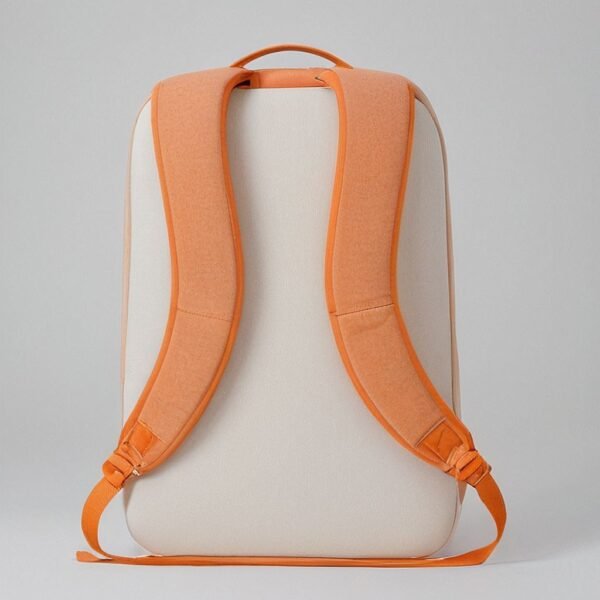 Second image of Plecak Cream